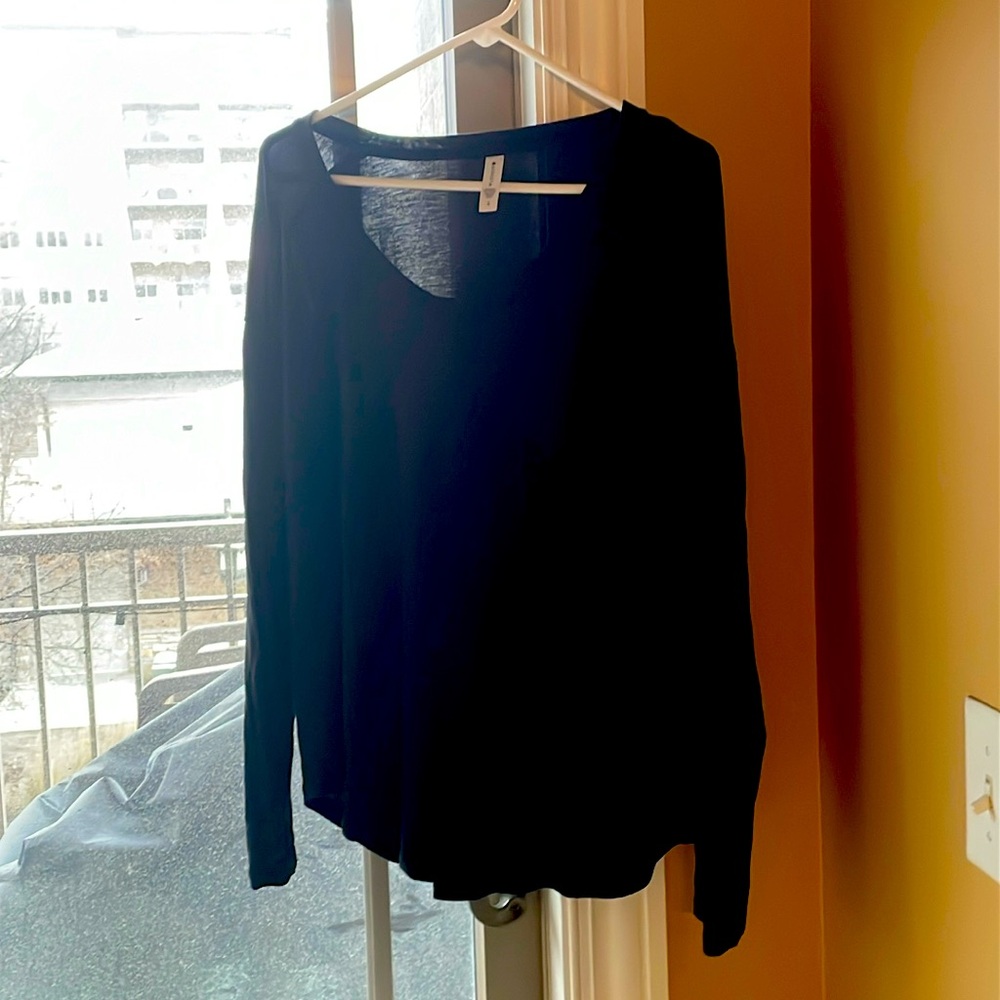 Cloudlight Stratus Athleta Black Long Sleeve Tee Size Large